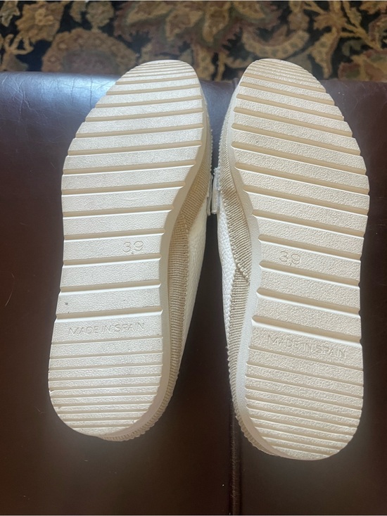 VERBENAS Shoes - Women’s Slip-On Flats in Cream — Lightweight Casual Loafers